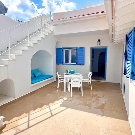 Aiora - Beautiful Stone House With Rooftop Terrace Сasa de vacaciones *