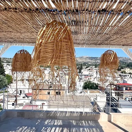 Сasa de vacaciones Aiora - Beautiful Stone House With Rooftop Terrace *