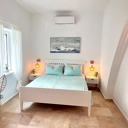 Aiora - Beautiful Stone House With Rooftop Terrace Сasa de vacaciones